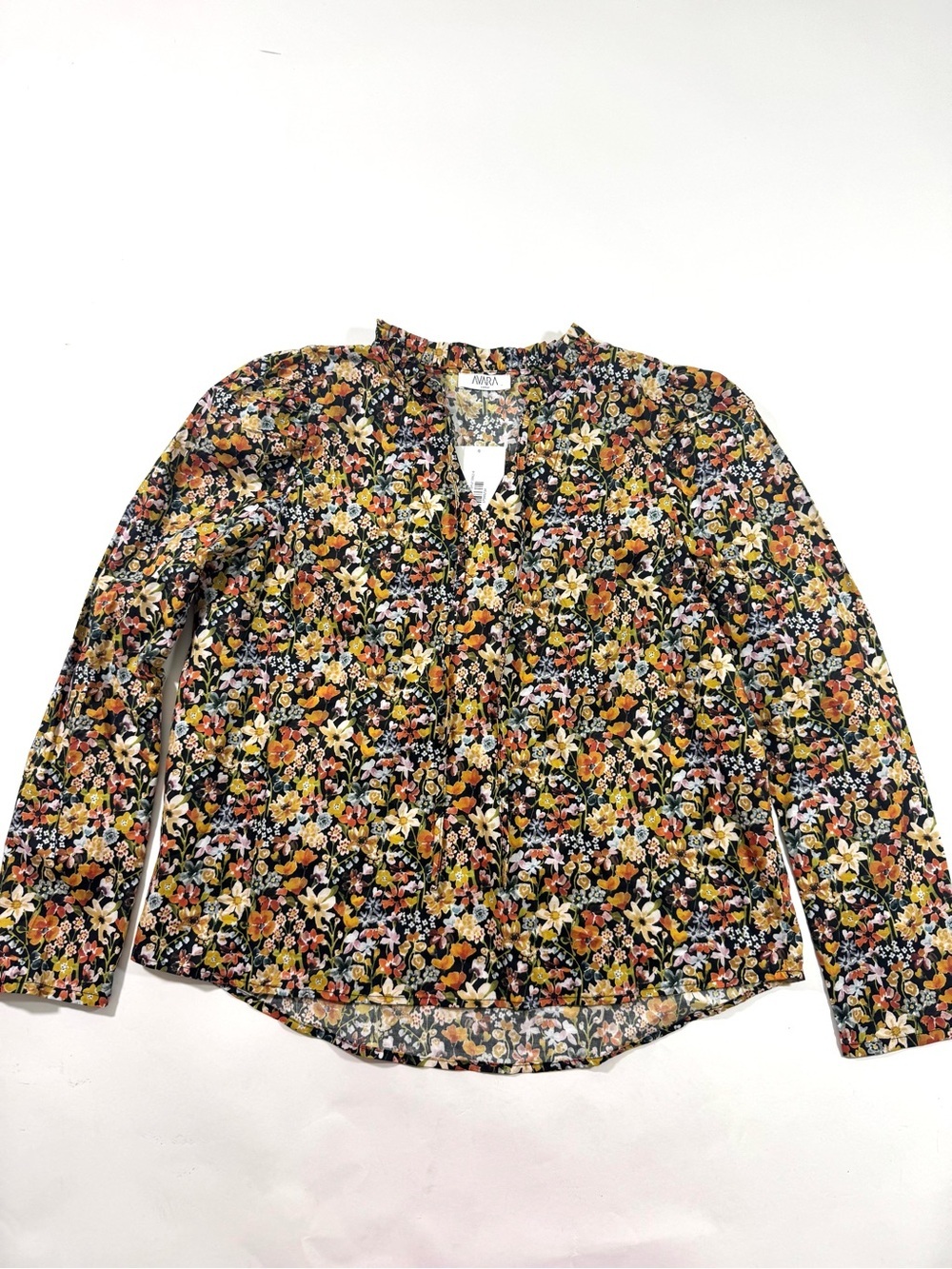 New Avara Isabella Floral Long Sleeve Blouse